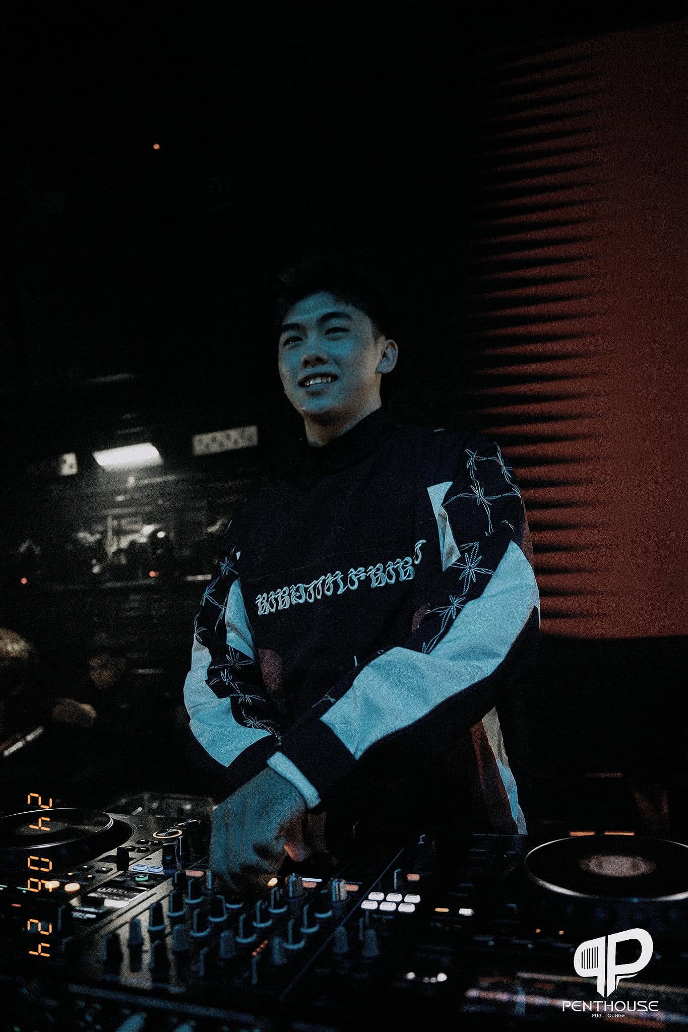 Performance 5